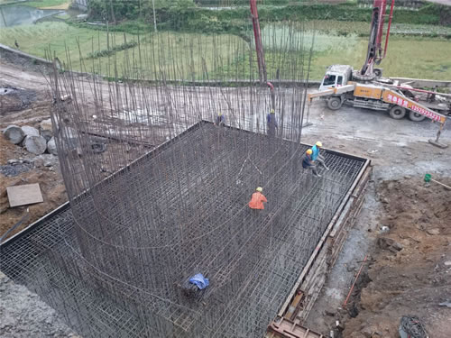 承台精品海角乱伦视频